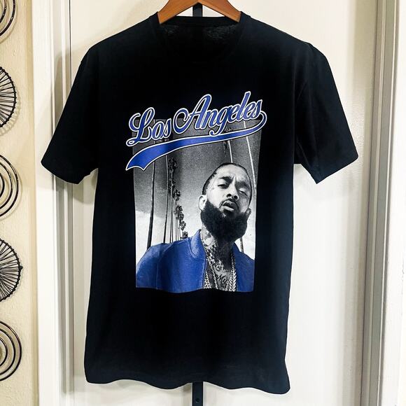 Unknown Other - Nipsey Hussle Los Angeles Hip Hop Streetwear Tshirt - Black Blue, Size L
